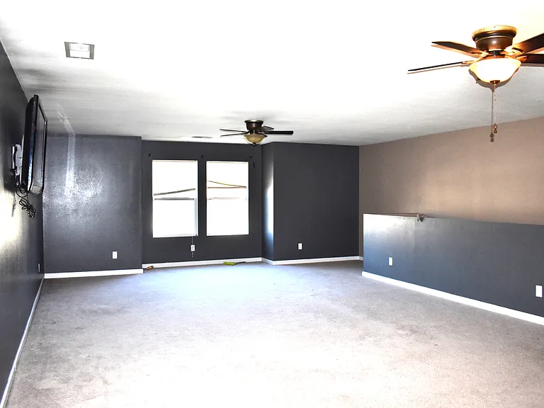 15445 Tyler Mill Dr — Photo 7