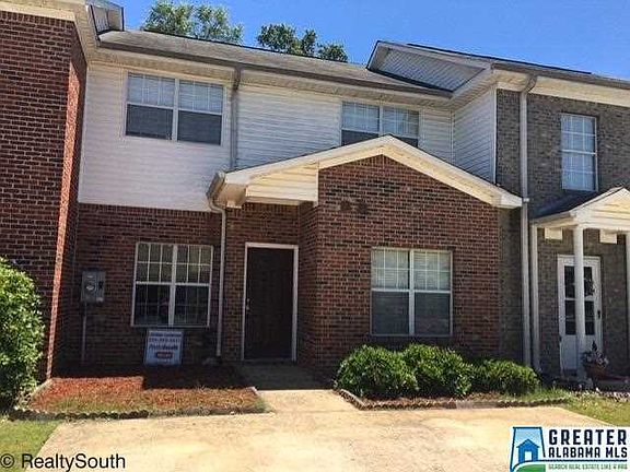 3rd image of 60 Park Dr S