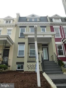 175 V St NE, Washington, DC, 20002