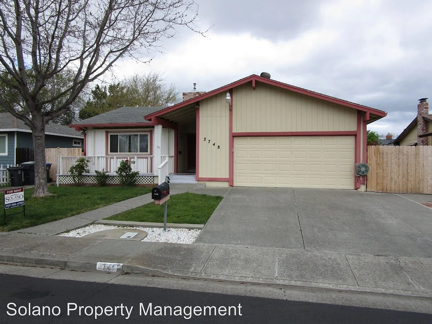 2748 Toland Dr photo 1