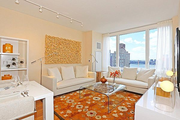 1st image of 160 W 62nd St APT 16H