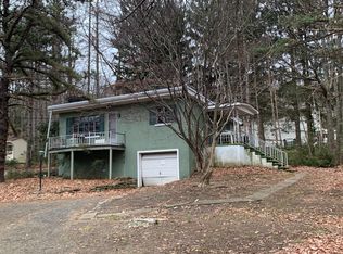 1607 Johns Rd, Effort, PA 18330