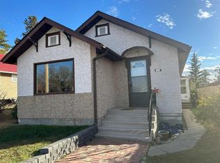 123 Centre St N, Sundre, AB T0M1X0