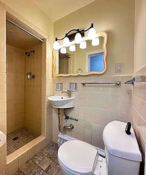 101 N Rosa Rd — Photo 13