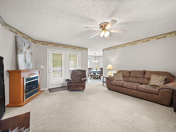 2nd image of 209 Brook Dr