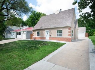 645 S Fountain St, Wichita, KS 67218