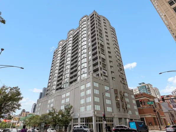 600 N Dearborn St APT 1707, Chicago, IL 60654