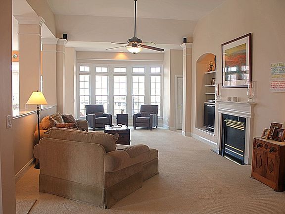 5th image of 4534 Esherwood Ln