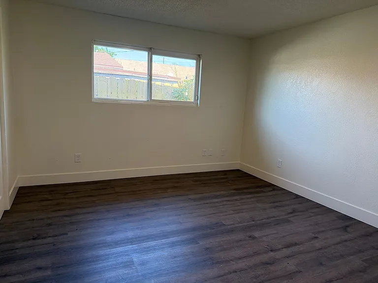 2355 E Olive Ave — Photo 14