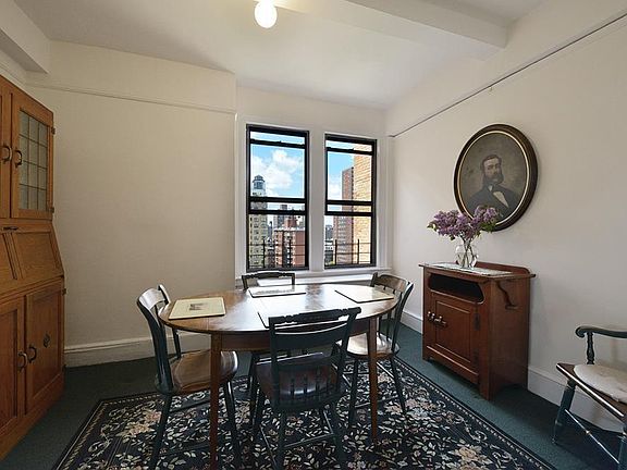 4th image of 123 W 93rd St APT 10D