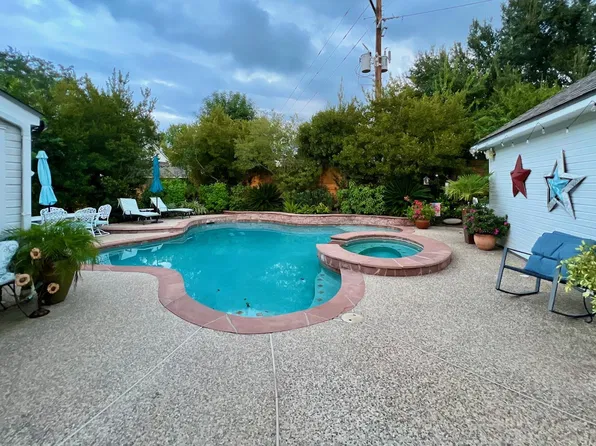 15214 Evergreen Knoll Ln, Cypress, TX 77433