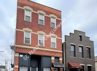 1344 W 19th St UNIT 2F, Chicago, IL 60608