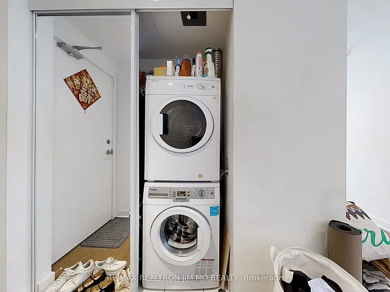 15 Grenville St #3503 — Photo 30