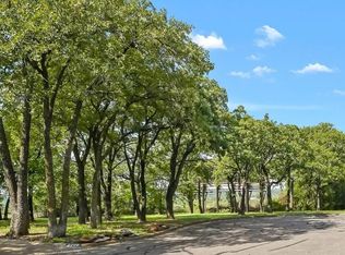 2210 Twin Elms Dr, Arlington, TX 76012