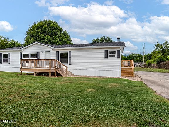 3rd image of 316 Winchester Dr