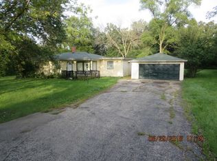 2515 Hermon Ave, Zion, IL 60099