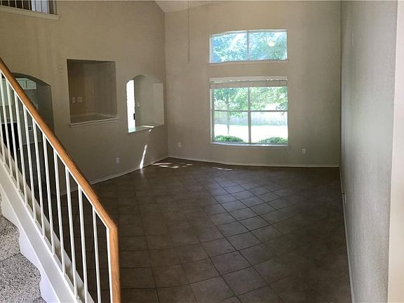 4th image of 1018 Moser River Dr