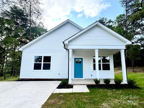 21 East St, Granite Falls, NC 28630