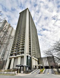 6007 N Sheridan Rd APT 18F, Chicago, IL, 60660