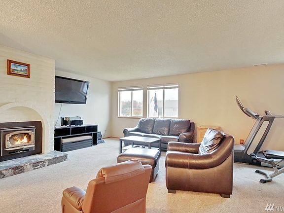 3rd image of 1541 22nd St NE #1541