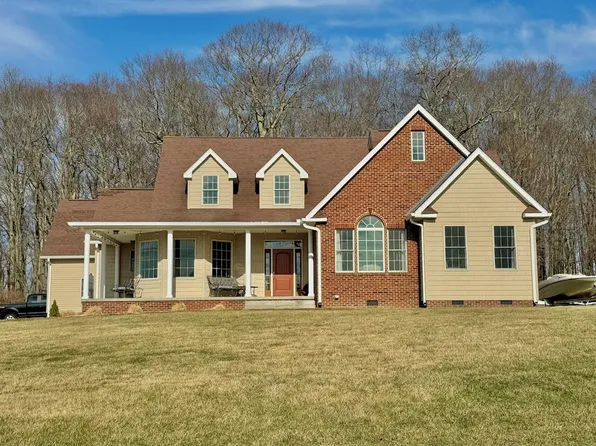 475 Greever Ridge Rd, Tazewell, VA 24651