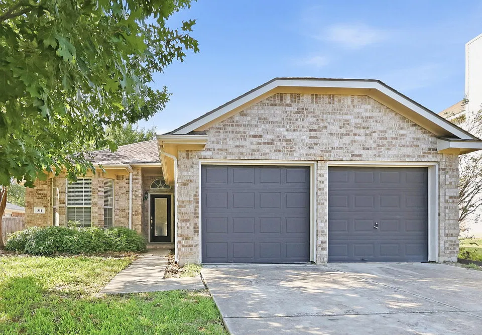 311 Lake View Dr