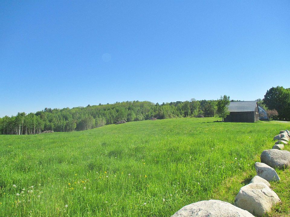 2nd image of 826 Shattuck Hill Road