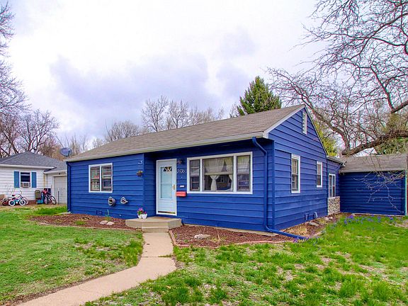 4th image of 2436 15th Avenue Ct