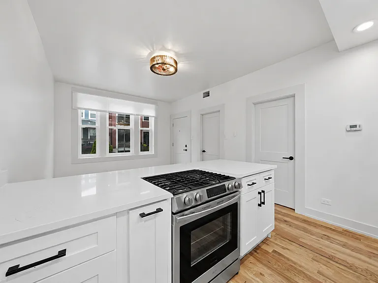 1514 W Fry St #1 — Photo 4