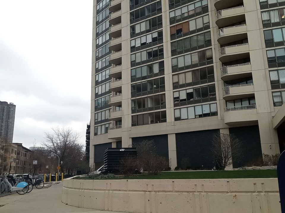1st image of 3930 N Pine Grove Ave APT 2710