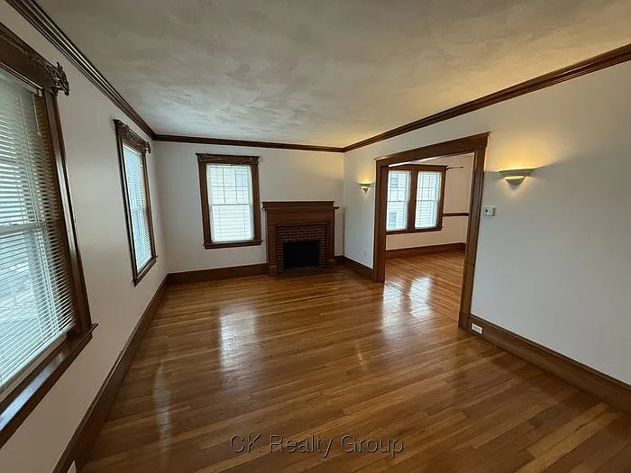 68 Templeton Pkwy — Photo 4