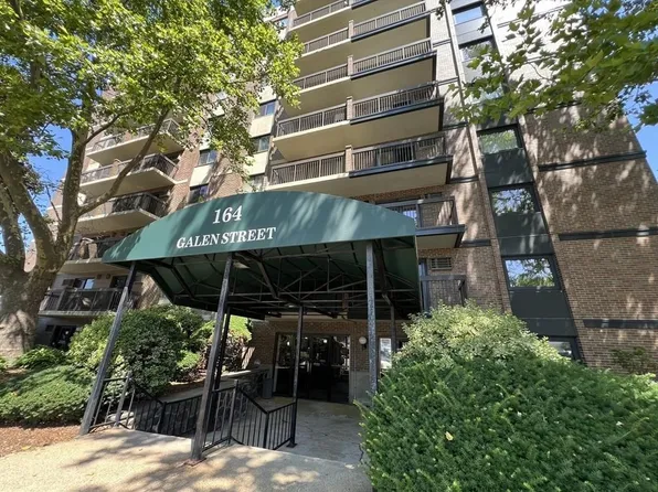 164 Galen St APT 25, Watertown, MA 02472
