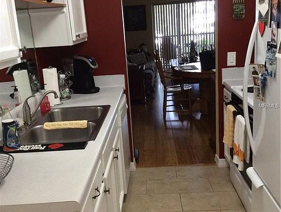 3rd image of 5943 Calais Blvd N APT 9