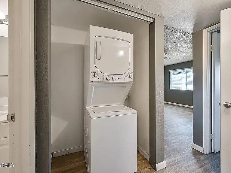 1912 W Hayward Ave #11 — Photo 14