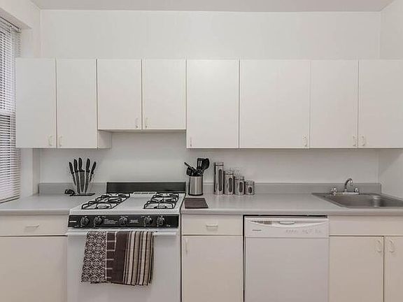 5th image of 4874 N Ashland Ave #3WT