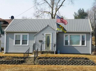 19 N 16th St, Denison, IA 51442