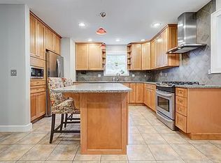 83 Dewey Ave, Fairport, NY 14450