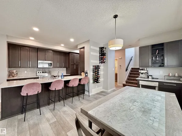 302 Balsam Line, Leduc, AB T9E 1L2