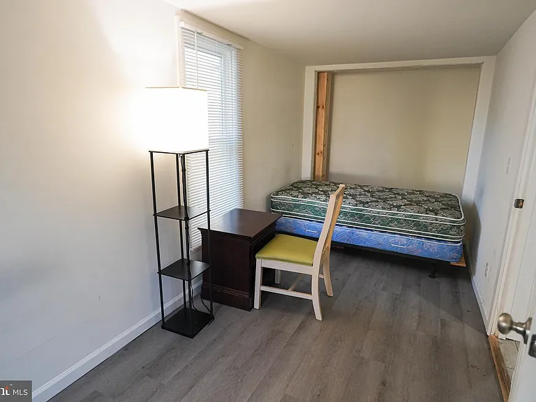 231 Newton St #A — Photo 35