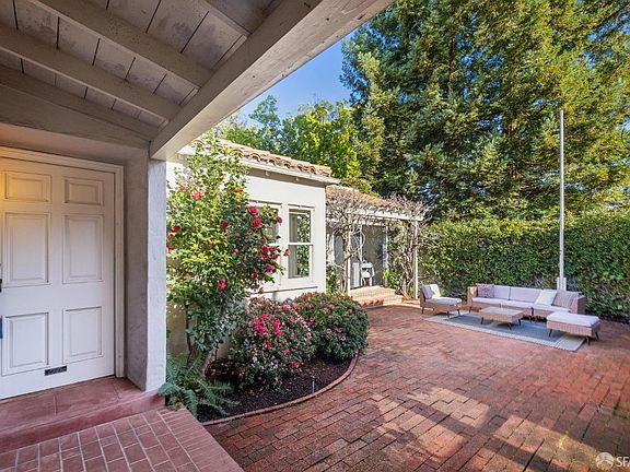 2nd image of 325 Yale Rd