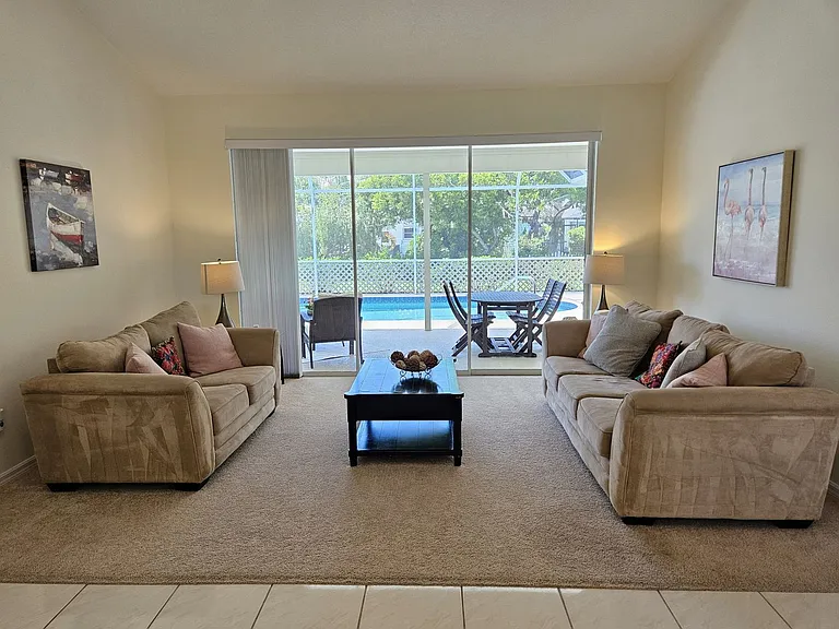 1578 Vermeer Dr — Photo 5