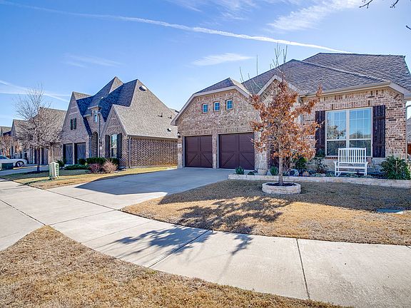 3rd image of 14953 Gentry Dr