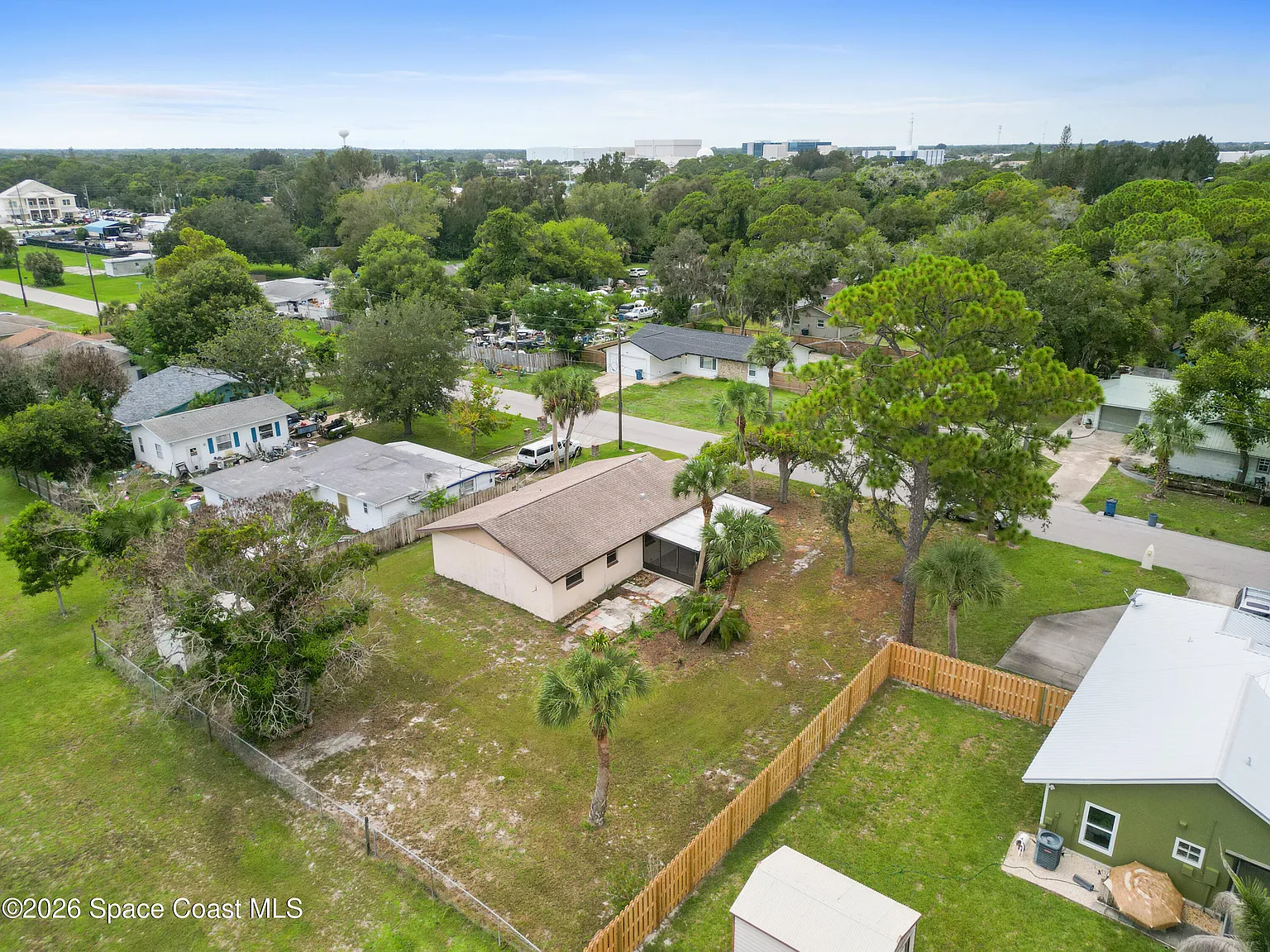3 bed, 2.0 bath, 1090 sqft, $1,650 — Photo 4