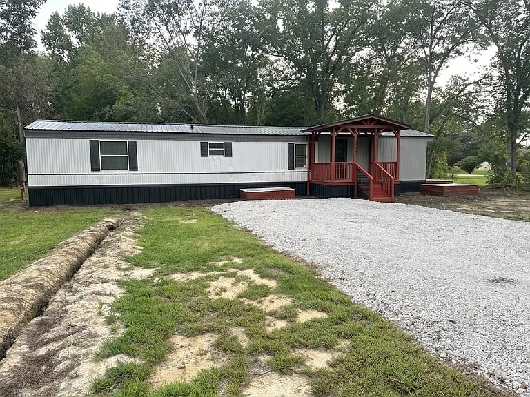 11411 Speights Chapel Rd — Photo 1