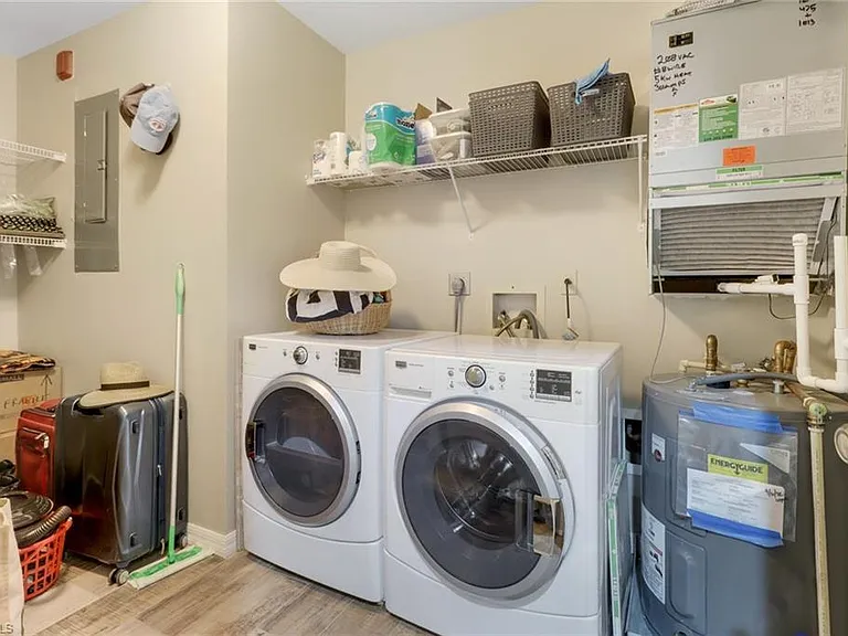 3002 Sandpiper Bay Cir #A305 — Photo 16