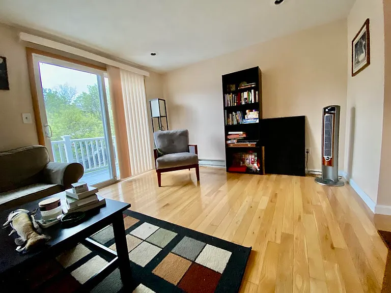 232 Robert Dr — Photo 8