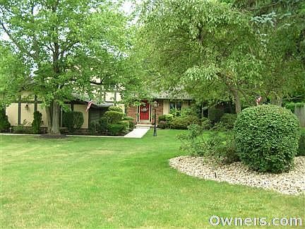 1st image of 8659 Bradford Ln