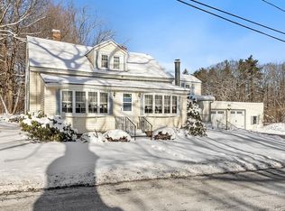 12 Otter River Rd, Templeton, MA 01468
