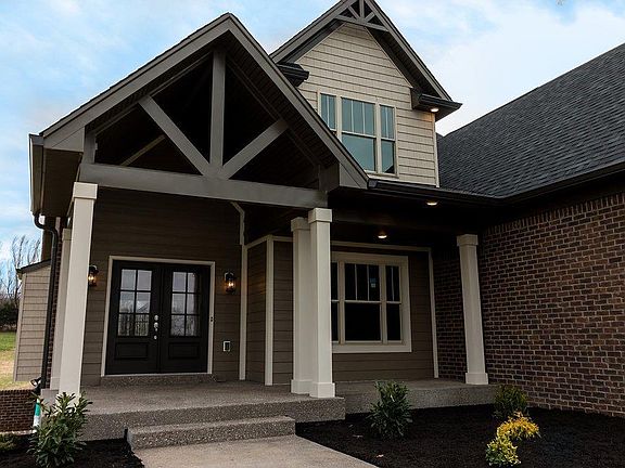 2nd image of 1013 Windsor Dr