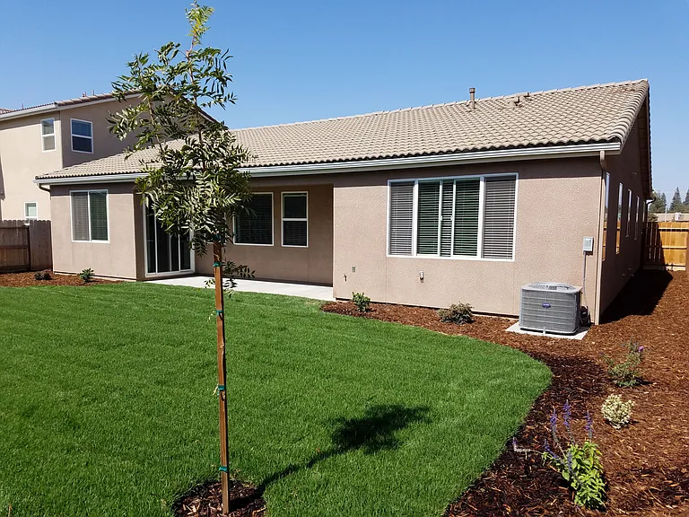 2833 W Cecil Ave — Photo 18